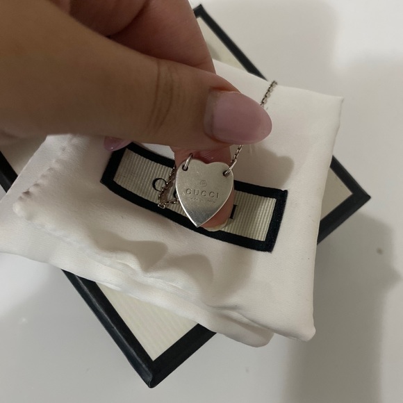 Gorgeous Gucci bracelet, perfect for Christmas! - Picture 4 of 4